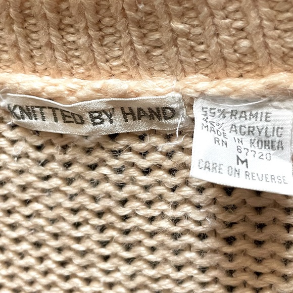 VINTAGE Embroidered Floral Cardigan 🌸 - Picture 5 of 5